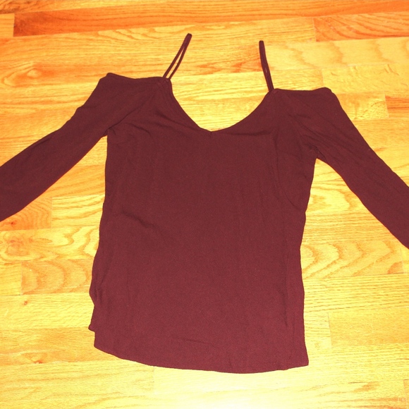 Kendall & Kylie Tops - Long Sleeve Shirt